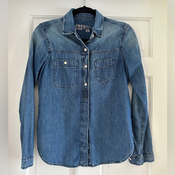 Gap Denim Shirt - Picture 1 of 6